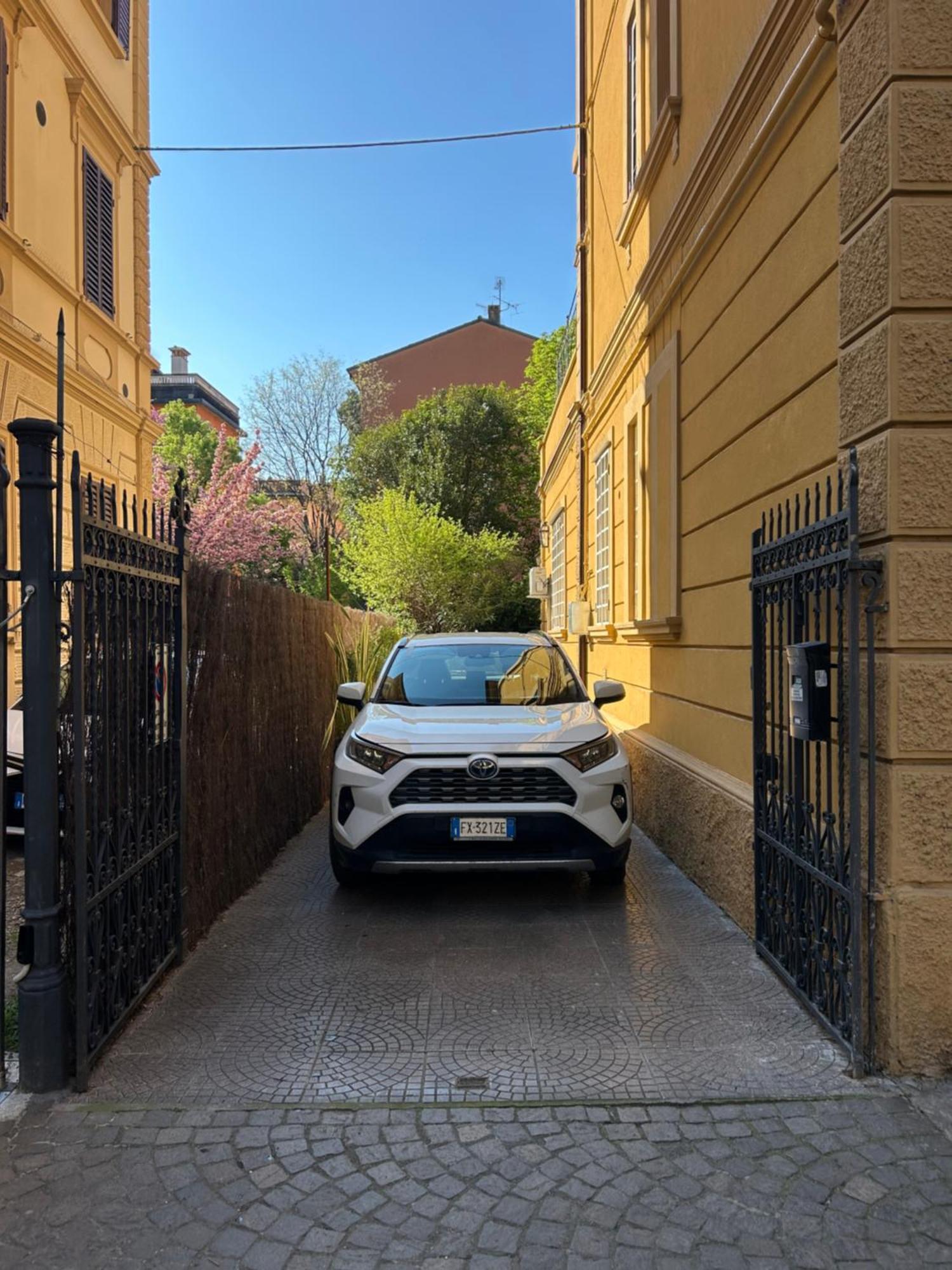 Urban Jungle Apartment Bologna Exterior photo